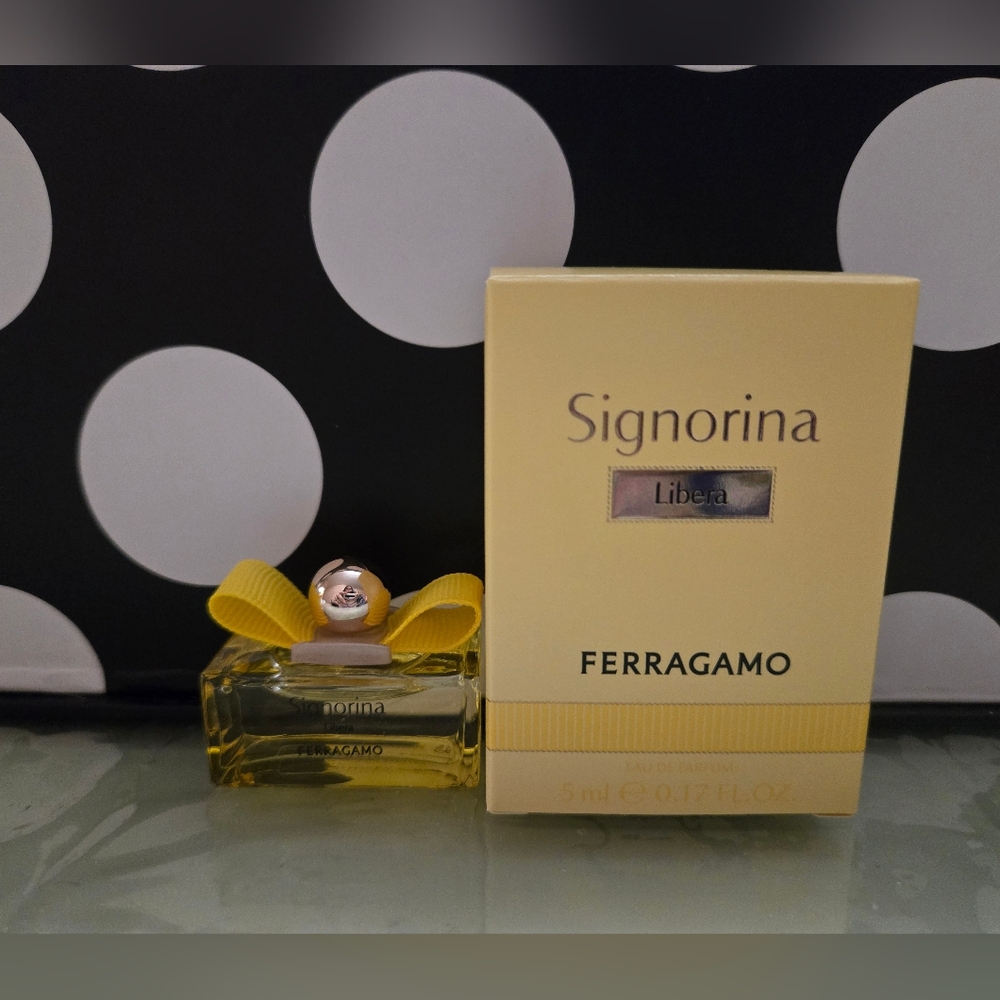 2/$30✨️SF Signorina Libera EDP MINI✨️